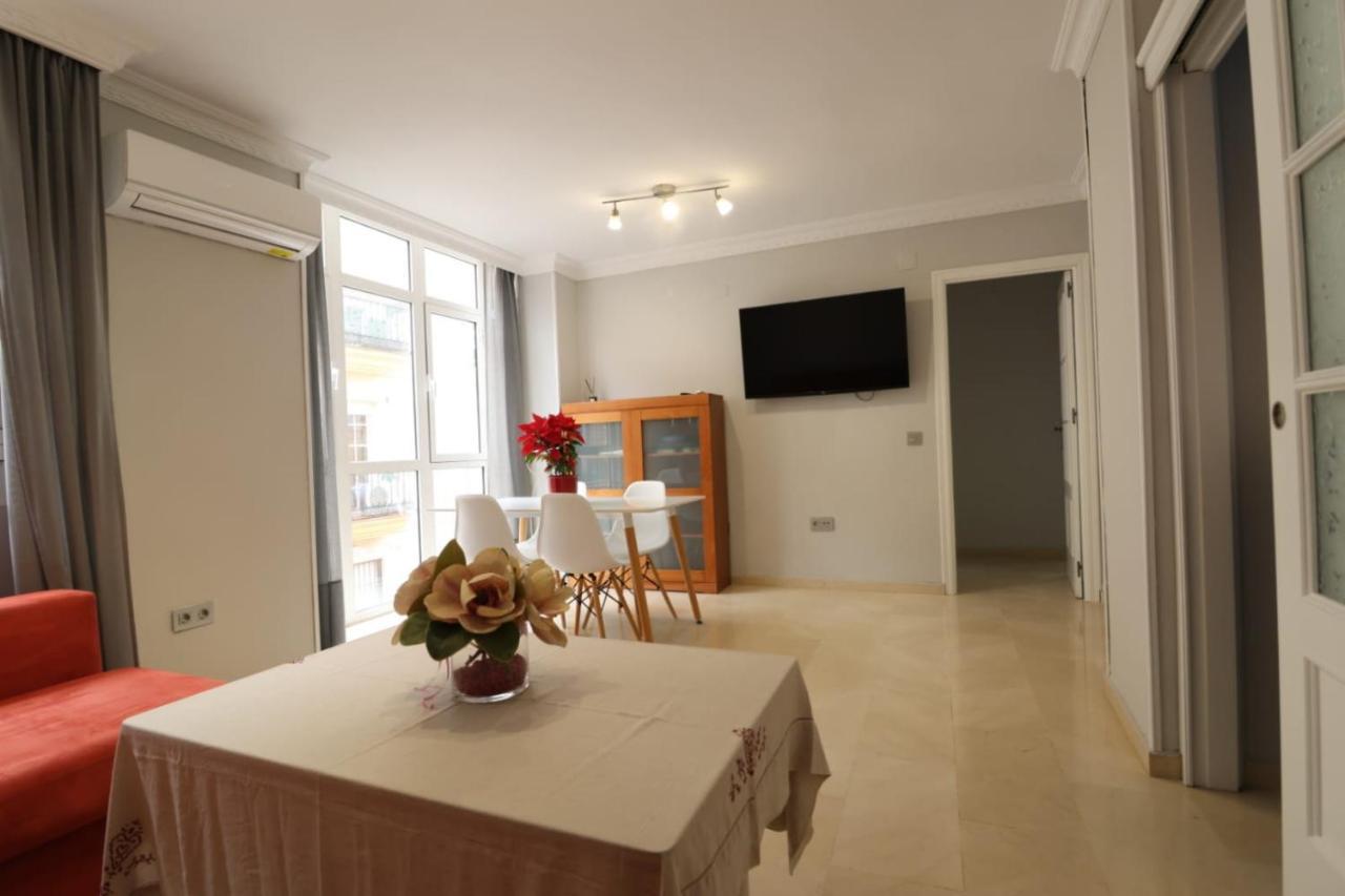 Apartamento Piso En Pleno Centro De Huelva. Exterior foto
